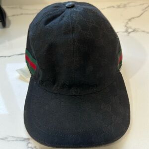 Authentic Gucci GG canvas Baseball Hat. Black.